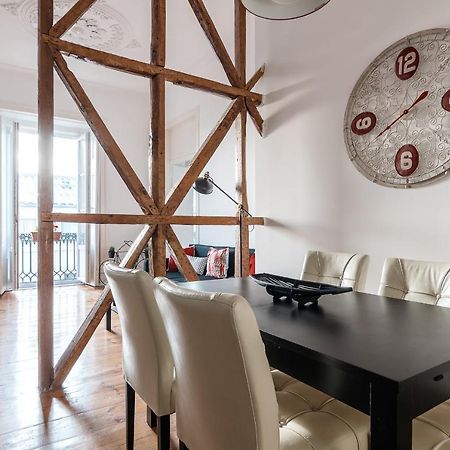 Lisboa Elegant 3 Bedroom Flat With View In Principe Real المظهر الخارجي الصورة